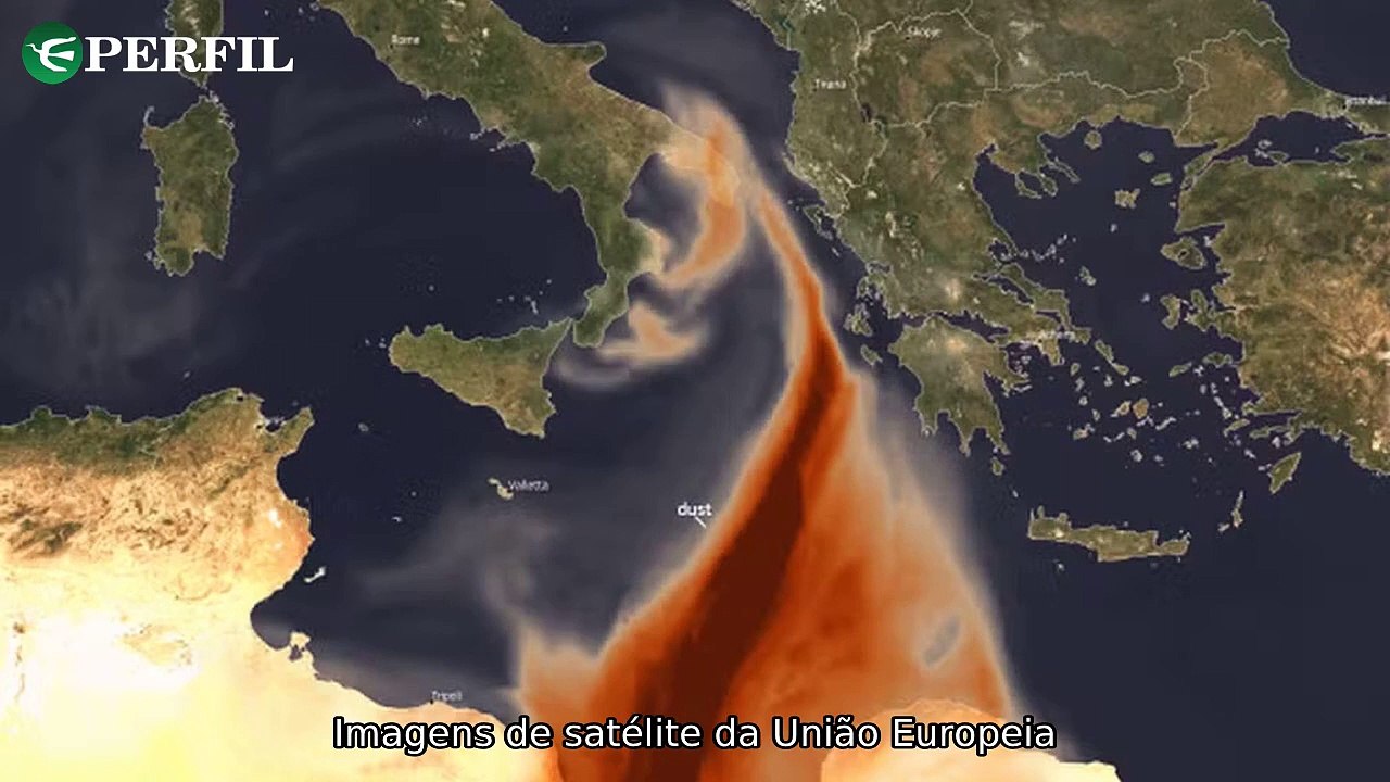 "Ancient Discoveries: Capacete romano, Nuvem de poeira do Saara e inspiração para Os Dois Hemisférios de Lucca". Uma jornada fascinante pela história e natureza surpreendente.