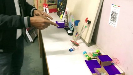 Science experiment video for students