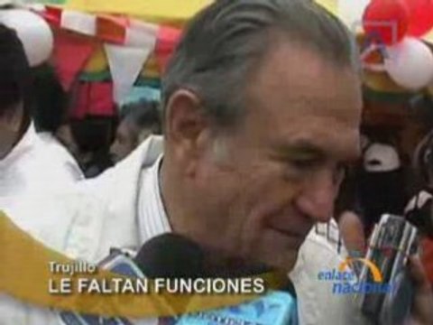 LE FALTAN FUNCIONES - TRUJILLO