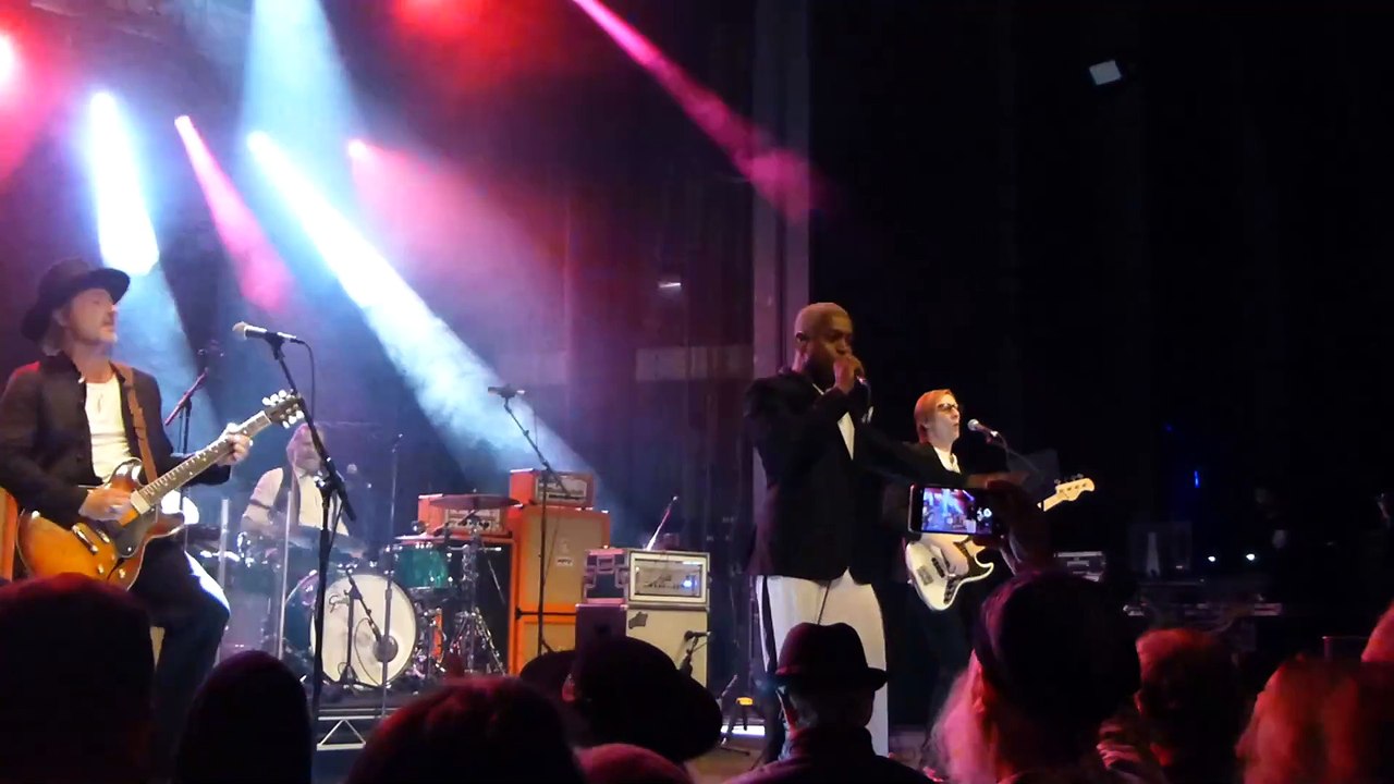 Vintage Trouble - Run Like the River