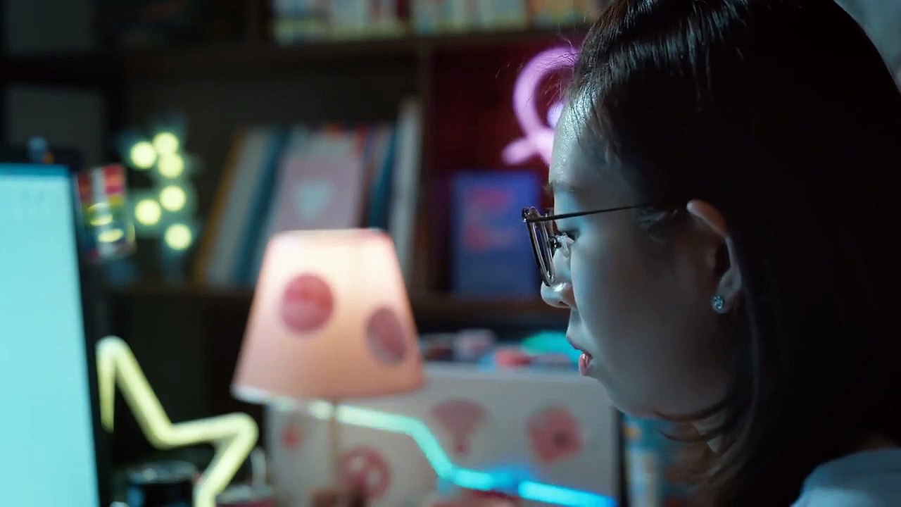 Why R U. (2023) Episode 3