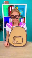 Relooking Beauté En Carton ! 💖✨ Transformation Inversée #maquillage #inverse