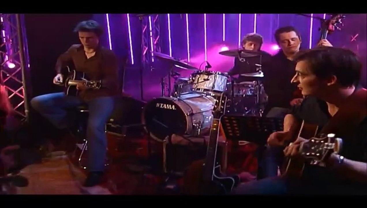 ANNETT LOUISAN — „Die Trägheit“ | von „Annett Louisan - Unausgesprochen/Live“ / (Erscheinungstermin: 3. Februar 2006)