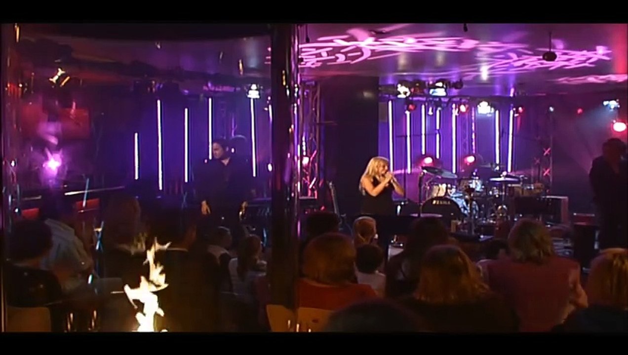 ANNETT LOUISAN — „Chancenlos“ / „Abspann“ | von „Annett Louisan - Unausgesprochen/Live“ / (Erscheinungstermin: 3. Februar 2006)