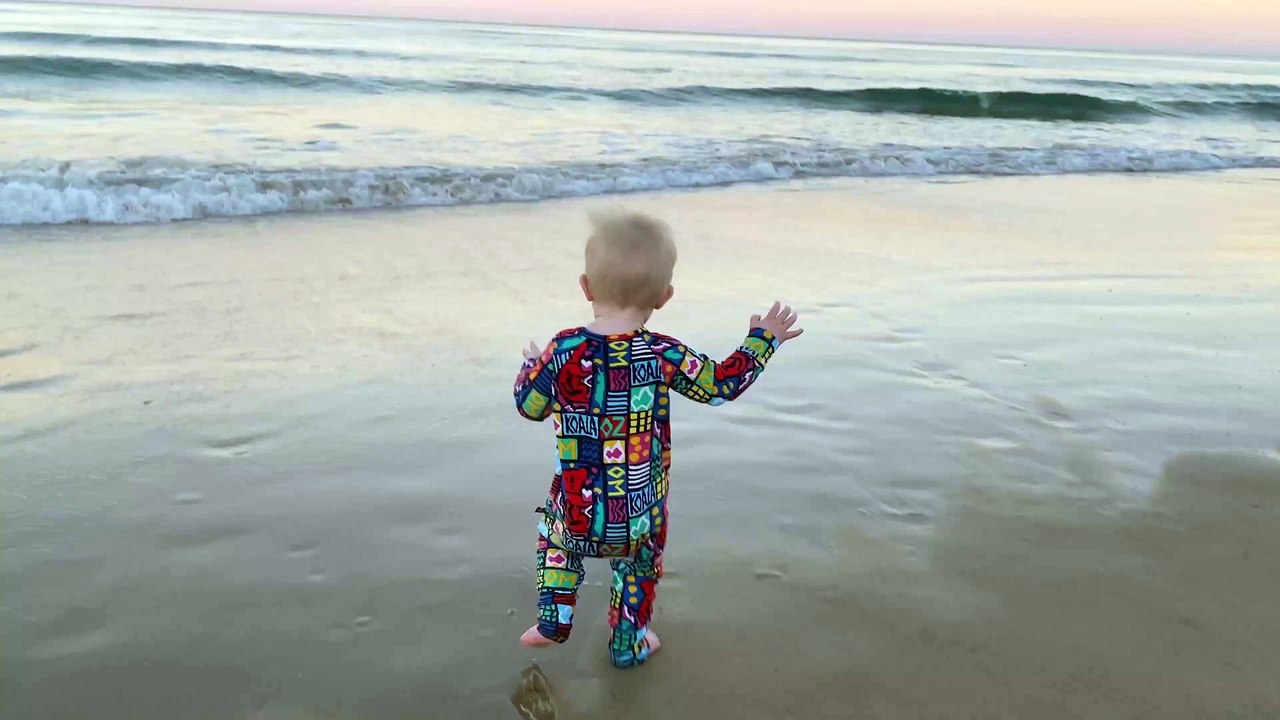 SURFERS PARADISE BEACH AUSTRALIA ||