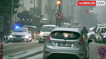 Samsun'da Yoğun Kar Yağışı Şehri Beyaz Örtüyle Kapladı