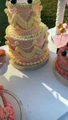 هوس المشاهير بأطفالهم.. حب أم استعراض مبالغ فيه؟