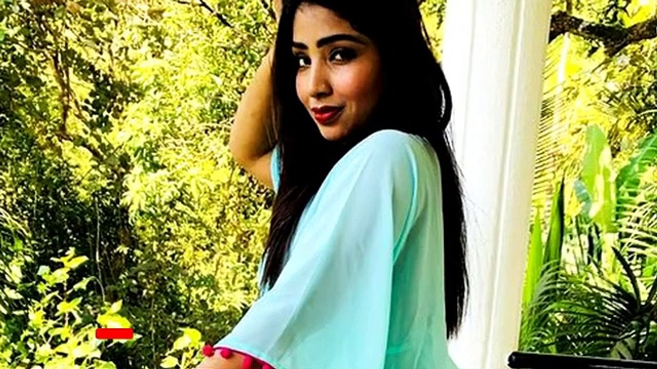 Beautiful model full uncut new ayushi jaiswal upcoming new 