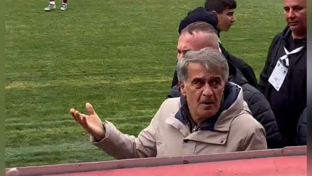 Şenol Güneş ile taraftarlar arasında tarışma