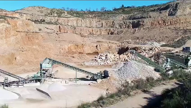 Argentario (Grosseto), la bomba della Seconda guerra mondiale viene fatta brillare in una cava