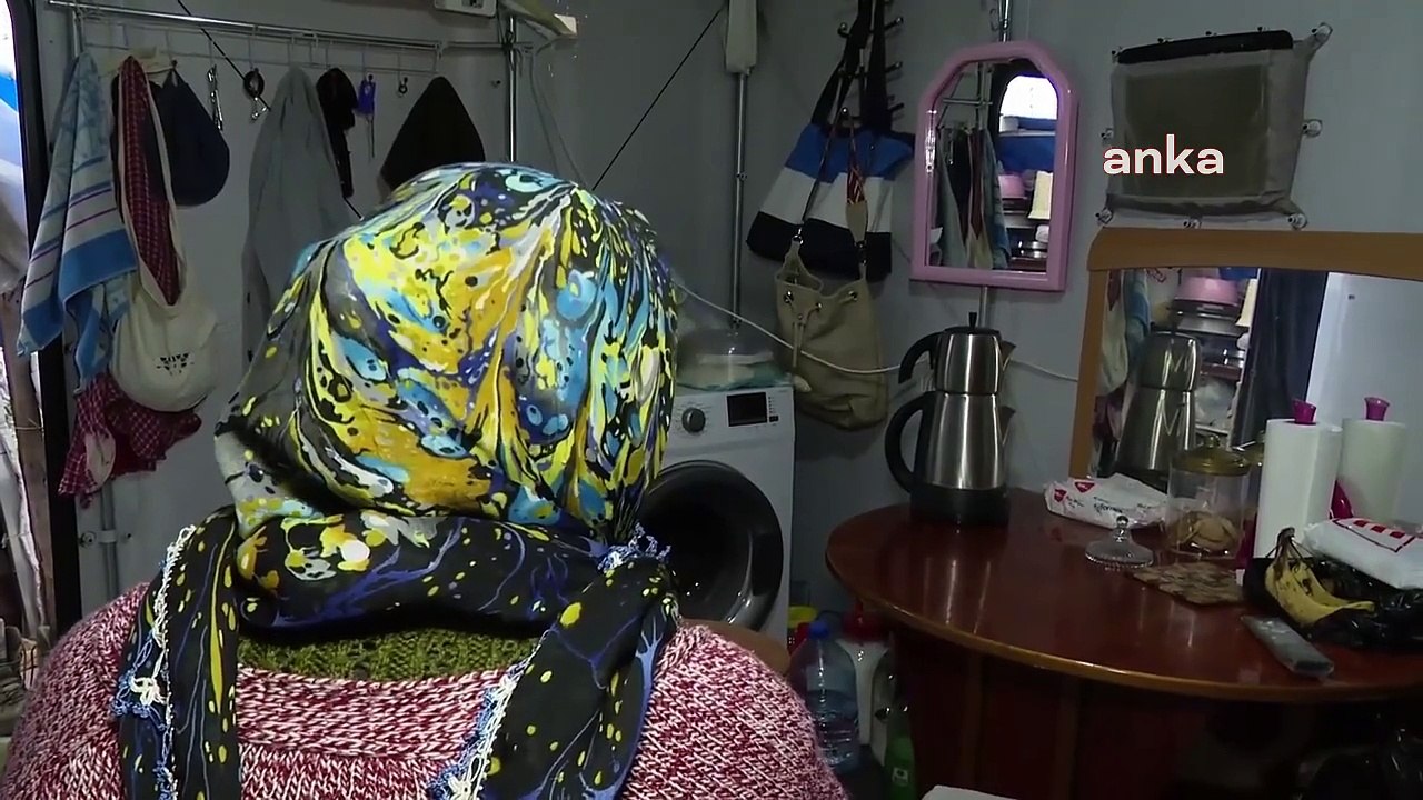 6 Şubat depreminin ikinci yılında hala çadırda yaşayan depremzedeler: Çadırda yaşam çok zor. Bazen fırtına çıkıyor korkuyoruz