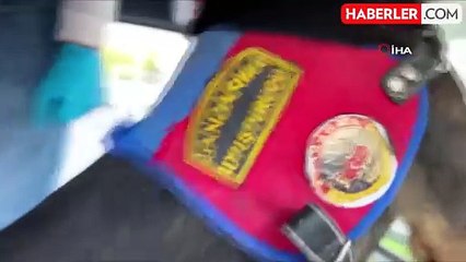 Kaçakçılık Operasyonu: Taklit Kargo Aracı ile Yakalandılar