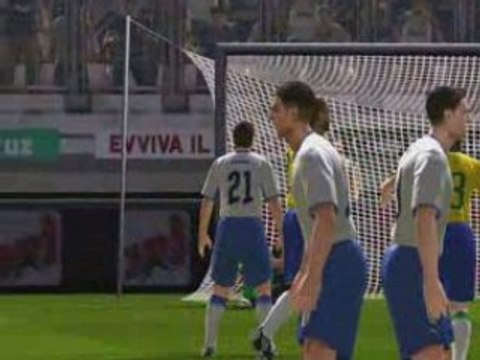 Roberto Carlos Coup-Franc 38M pes 2008