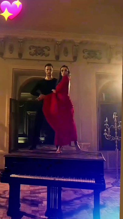 Aaj Dikha De Muje Love Kar k #reels #shorts #spotlight #viralvideo #foryou #trending #snap #youtube#trend #foryou #tiktok #trending #viral #video #fyppppppppppppppppppppppp #explore #foryoupage #newtrend #explorepage