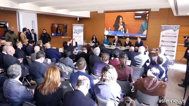 Gli aeroporti italiani presentano un manifesto al servizio del paese