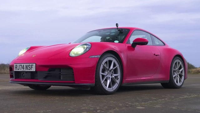 New Porsche 911 v Shelby GT 350_ DRAG RACE