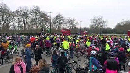 Over half of cycle routes in London 'unsafe for women to ride at night'