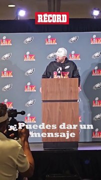 AGRADECE EL APOYO DE MÉXICO Nick Siriani, Head Coach de los Philadelphia Eagles aprovechó para agradecer a la afición mexicana que está pendiente del equipo.