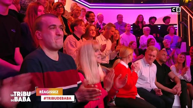 Kelly Vedovelli et Cyril Hanouna dans TPMP sur C8.