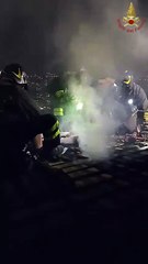 Calolziocorte e Molteno, bruciano i tetti: doppio intervento dei vigili del fuoco