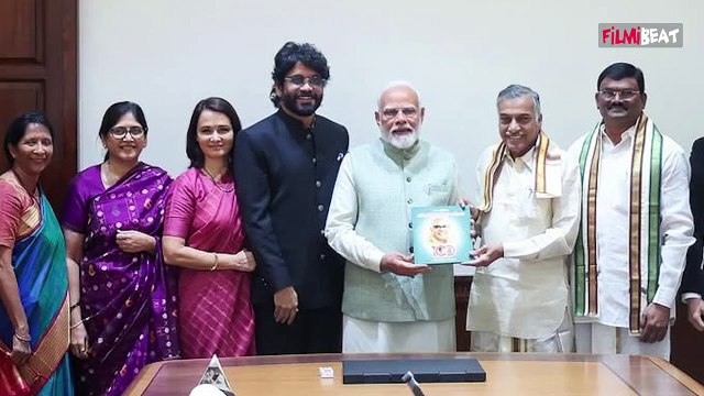 Naga Chaitanya ने 'Thandel' रिलीज के बीच PM Modi से की मुलाकात, वाइफ Shobhita Dhulipala रहीं साथ