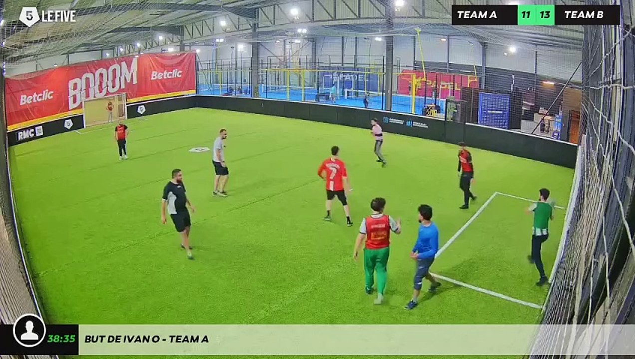 But de Ivan O - Team A