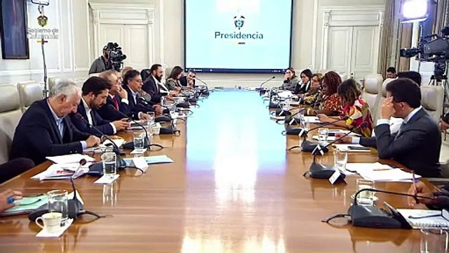 Gustavo Petro dijo que hay guerrilleros con militares cargando camiones de cocaína