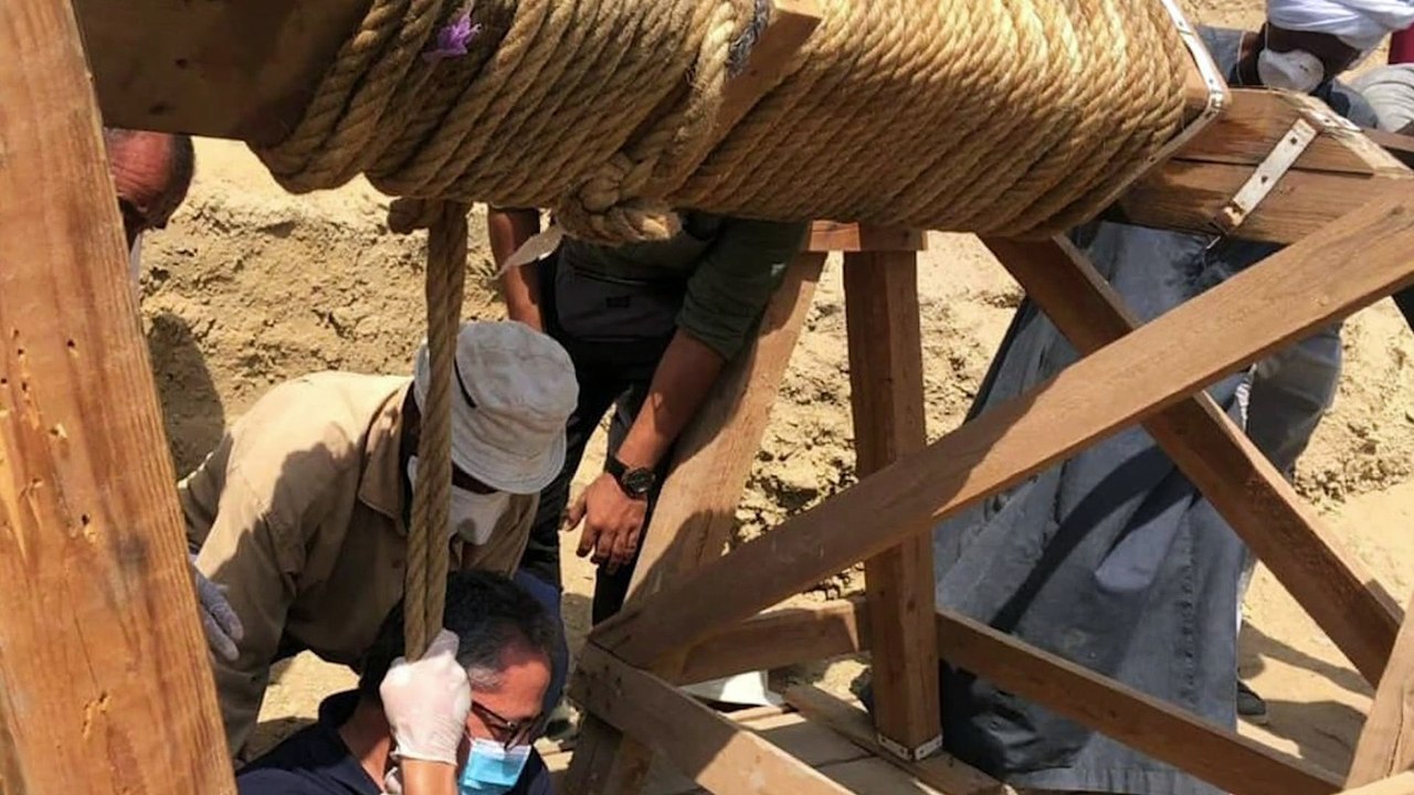 13 Mummies Coffins Unearthed In Egypt