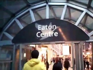 Entering the Eatons Centre from The Bay (old elevated walkway)