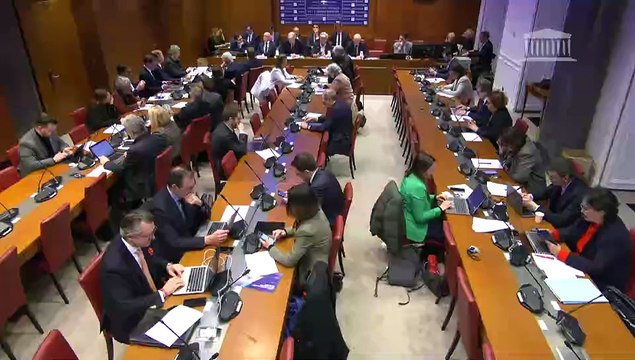 Commission des finances : M. Michel Barnier, ancien premier ministre, sur les causes de la variation et des écarts des prévisions fiscales et budgétaires pour 2023 et 2024 - Mercredi 5 février 2025