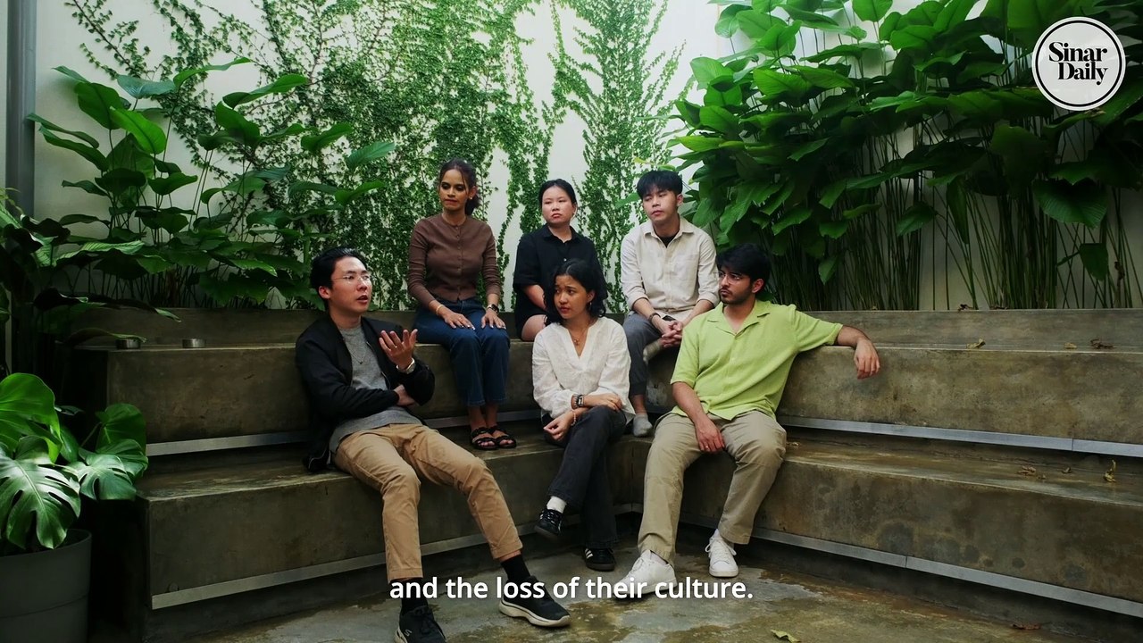 Being Malaysian means celebrating all cultures, without losing who we are. 💝