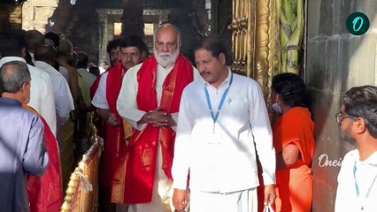Raghavendra Rao: తిరుమలలో దర్శకేంద్రుడు రాఘవేంద్రరావు.. శ్రీవారి కోసం | Oneindia Telugu