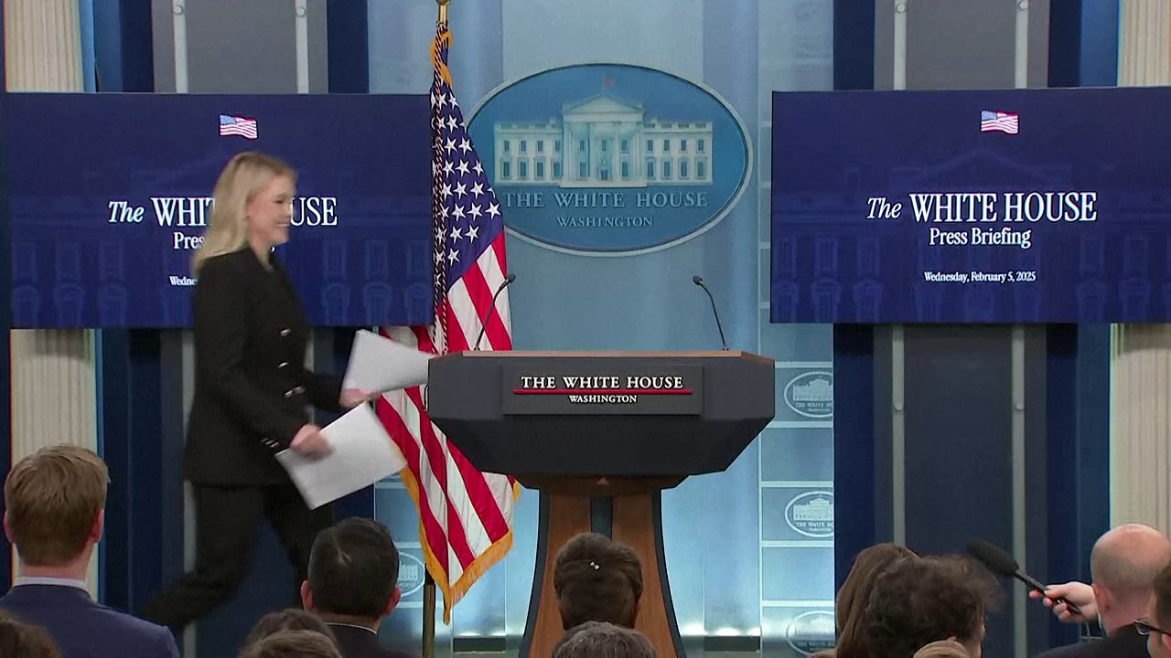 'Vorübergehende' Umsiedlung: Weißes Haus schwächt Trumps Gaza-Vorstoß ab