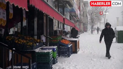 Muş'ta Yoğun Kar Yağışı: 59 Köy Yolu Ulaşıma Kapandı