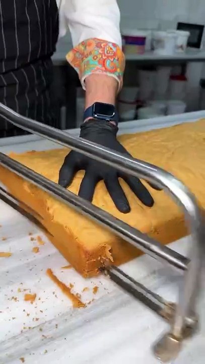 Follow for more ASMR videos🌮🍟 Credits: @ayaz_orakci #mukbang #asmr #fastfood #asmreating