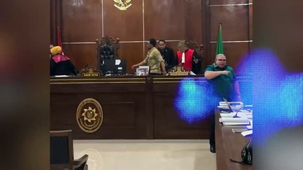 Hampir Ricuh! Hotman Paris vs Razman Nasution di Persidangan, Dilerai Petugas dan Kuasa Hukum!