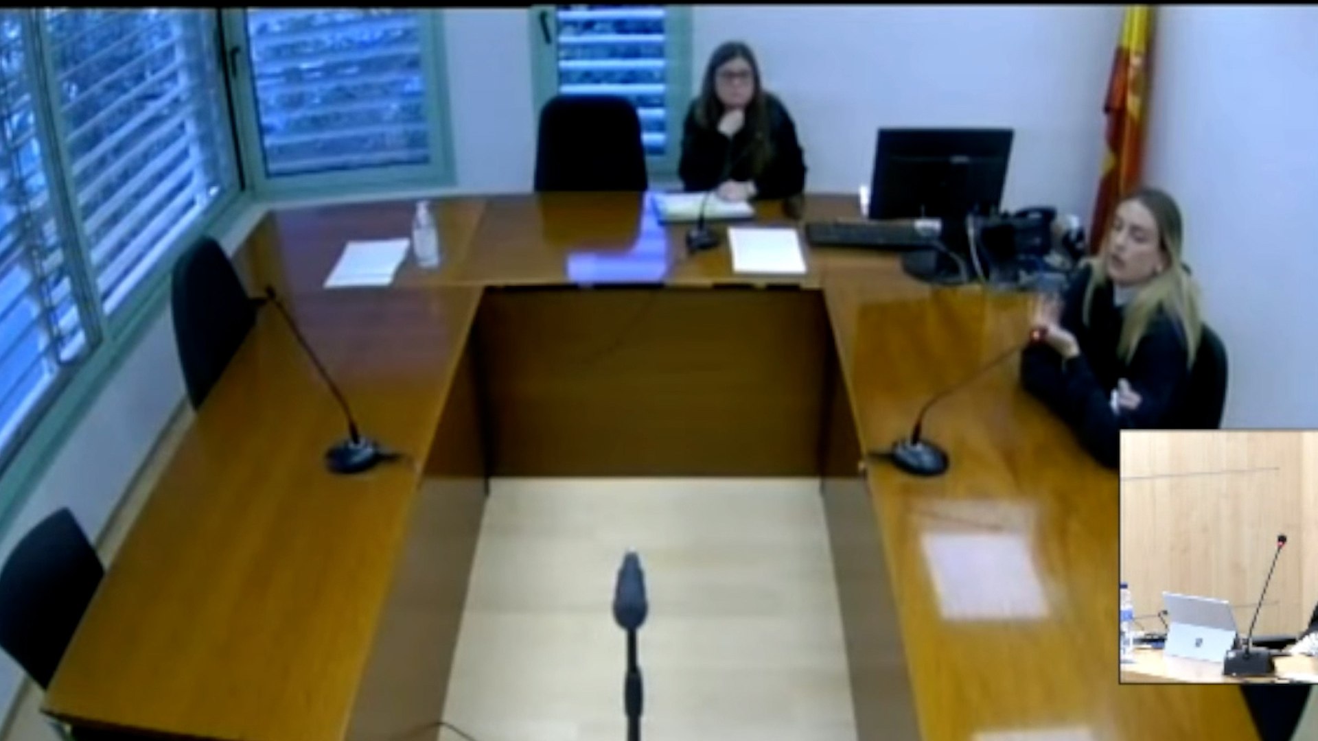 La jugadora del FC Barcelona y de la Selecci�n Espa�ola Alexia Putellas ha se�alado que cuando Jennifer Hermoso le coment� que el expresidente de la Real Federaci�n Espa�ola de F�tbol Luis Rubiales le hab�a dado un beso en el pasamanos del Mundial celebrado en Australia ella no le dio importancia y pens� que todo hab�a sido "un malentendido".