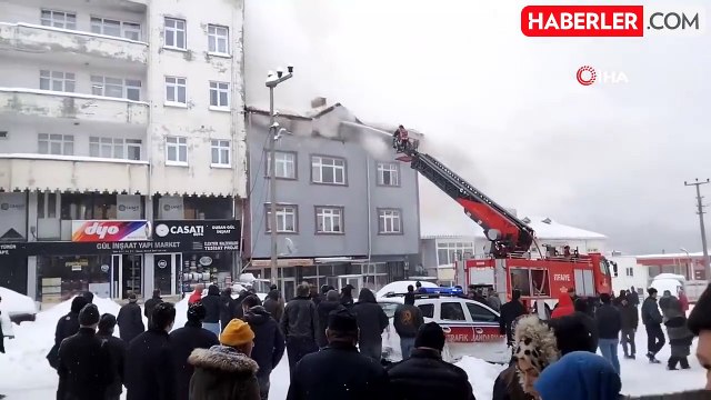 Ordu'da 3 Katlı Apartmanın Çatı Katında Yangın