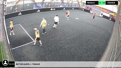 But de Alexi J - Team B