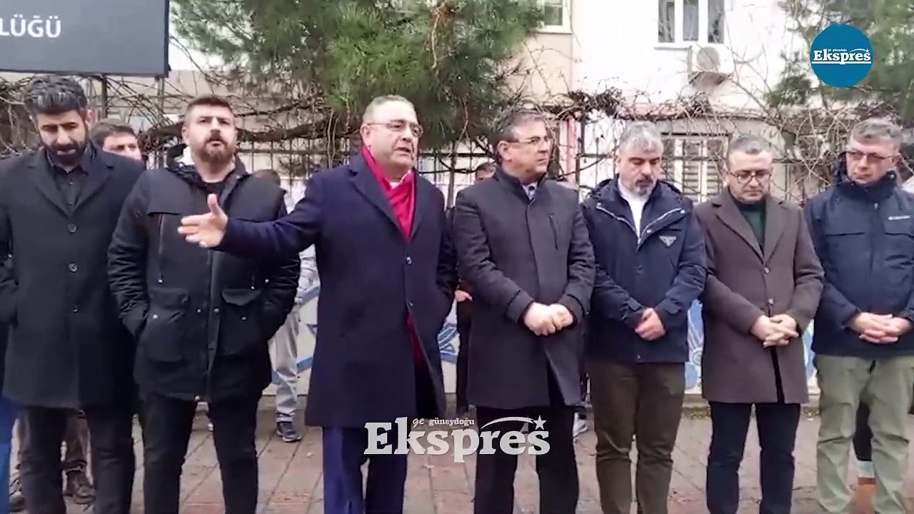 Diyarbakır’daki çim saha rezaletine ortak tepki