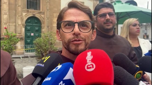 Rachadura no teto da Igreja de São Francisco de Assis foi alertada por trabalhadores, afirma freI