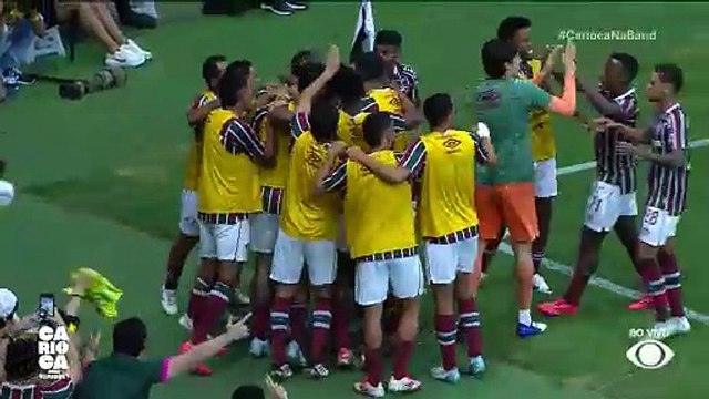 GOL DO FLUMINENSE: Cano vira contra o Vasco