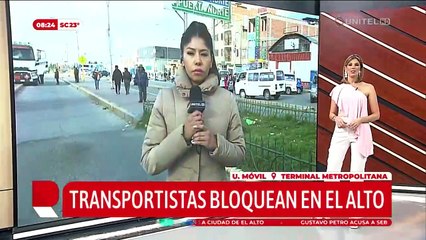 Buses bloquean la terminal de El Alto por reclamos administrativos