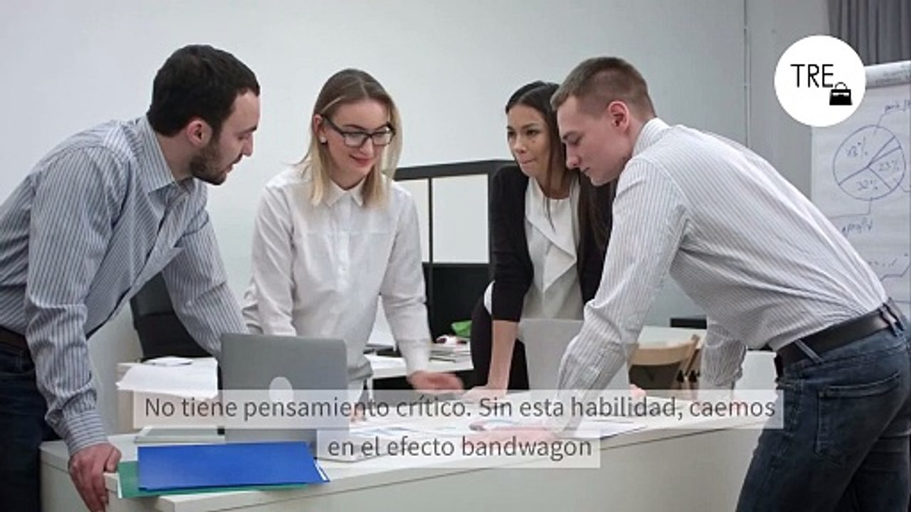 Cinco señales de que esa persona con la que trabajas tiene menos inteligencia que tú