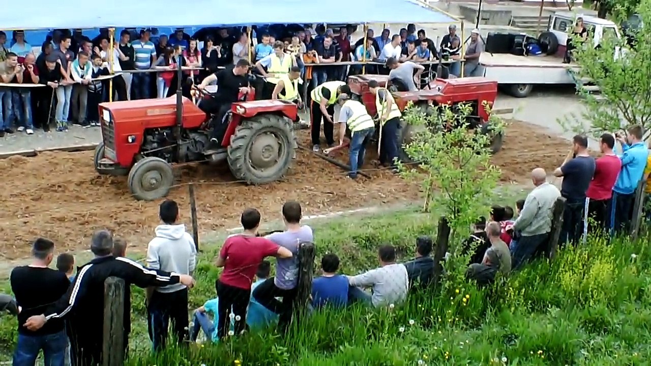 Imt 540 vs imt 540 Trakotijada Srpska Petrinja 2015