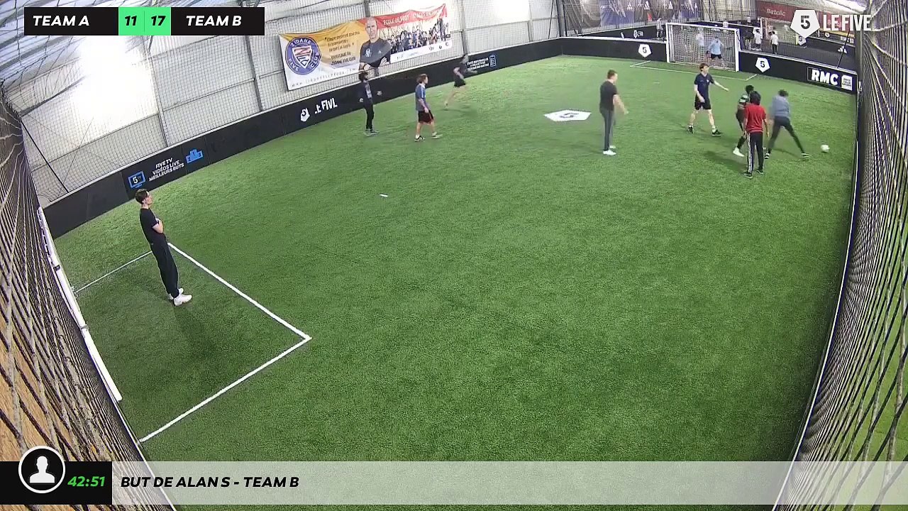 But de Alan S - Team B