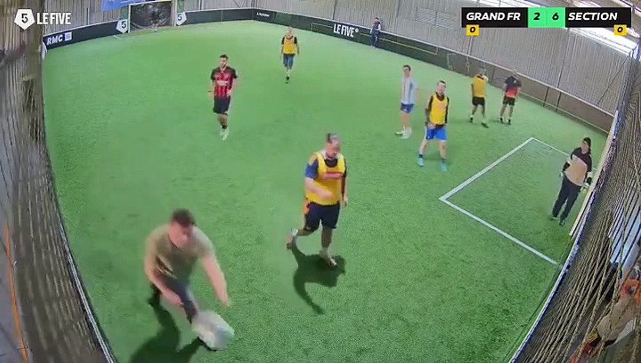 GRAND FRAIS PAU - SECTION PALOISE 06/02 à 12:29 - Football Terrain 2 (LeFive Pau)