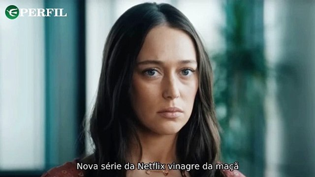 Descobertas surpreendentes: Vinagre da Maçã revela mistérios de retrato oculto em igreja