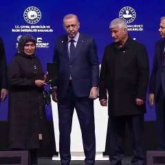 Erdoğan'dan depremde çocuğunu kaybeden kadına: Ne güzel dua ettim sana