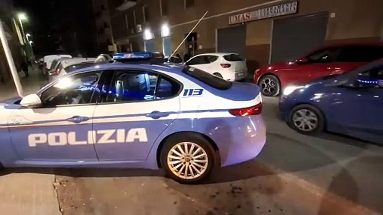 Entra con la pistola nel market a Sassari e fugge con l?incasso